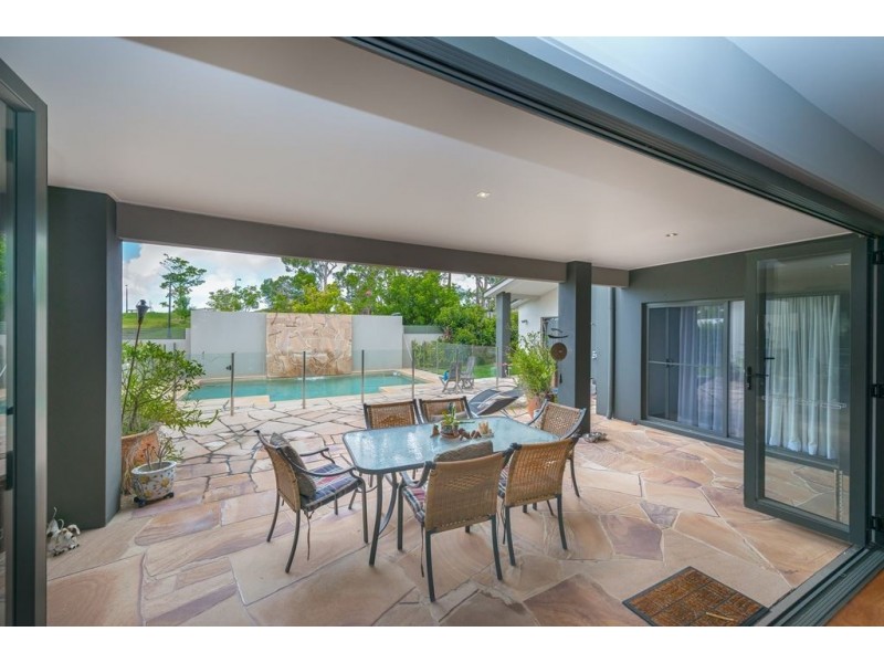8-10 Kambah Place, Reedy Creek QLD 4227