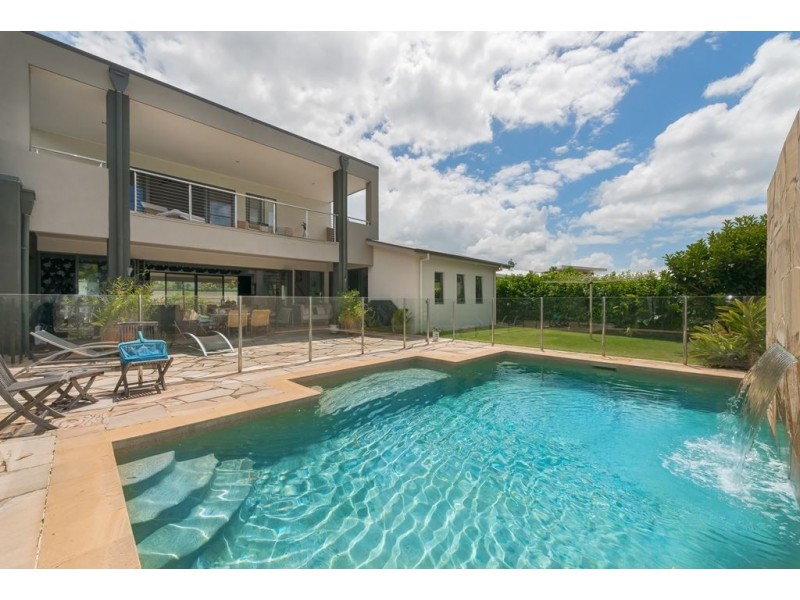 8-10 Kambah Place, Reedy Creek QLD 4227