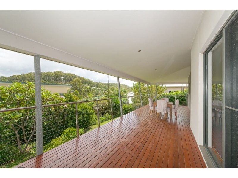 8-10 Kambah Place, Reedy Creek QLD 4227