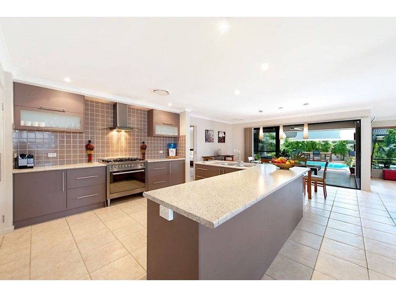 3 Trieste Court, Coombabah QLD 4216