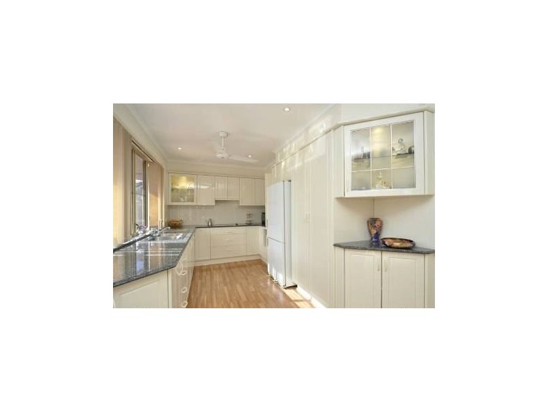 3 Esplanade West, Paradise Point QLD 4216