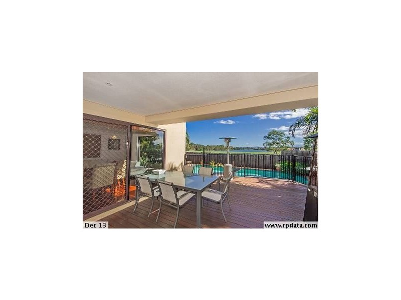 96 Bamboo Avenue, Benowa QLD 4217