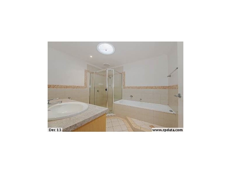 96 Bamboo Avenue, Benowa QLD 4217