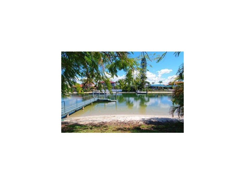 20 Drysdale Place, Paradise Point QLD 4216
