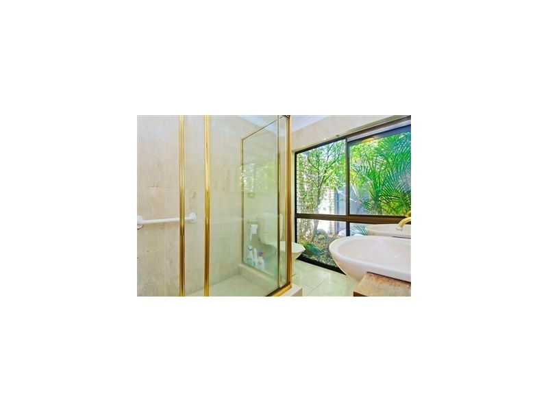 20 Drysdale Place, Paradise Point QLD 4216