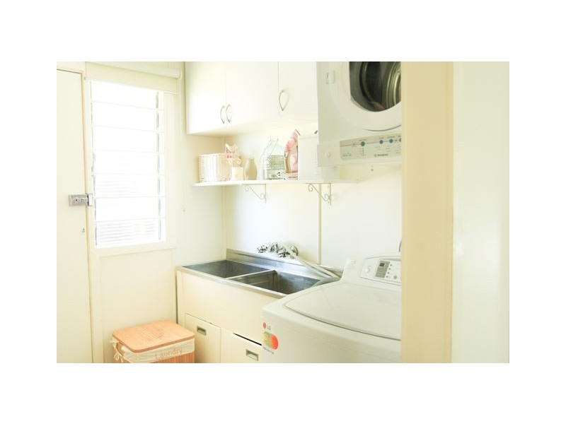 7 Matina Street, Biggera Waters QLD 4216