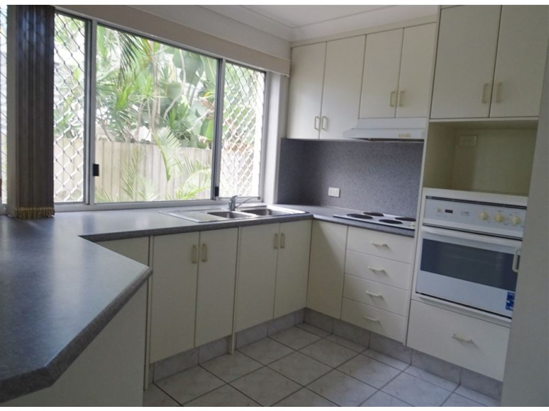 2/45 Fifth Avenue, Palm Beach QLD 4221