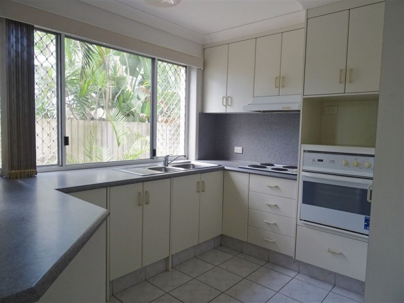 2/45 Fifth Avenue, Palm Beach QLD 4221