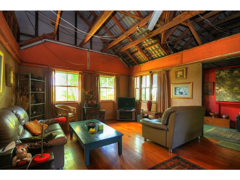 12 Anne Street, Southport QLD 4215