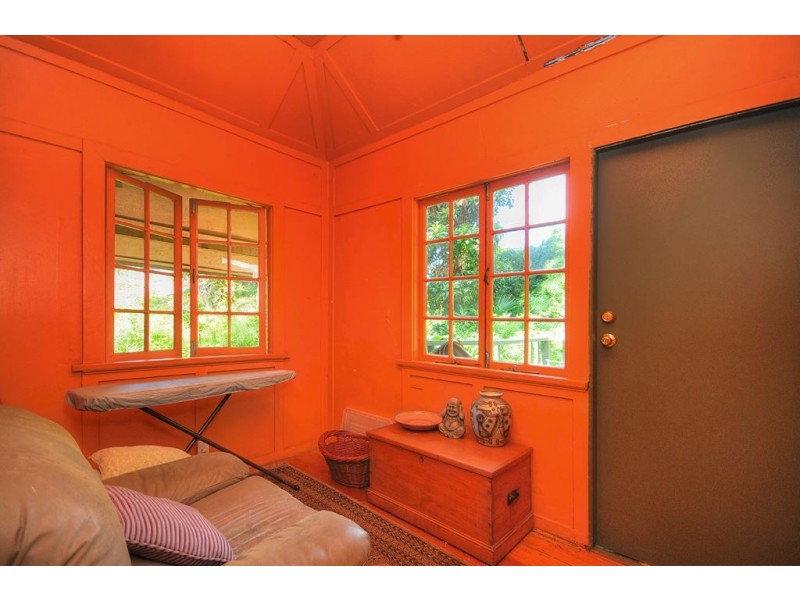 12 Anne Street, Southport QLD 4215