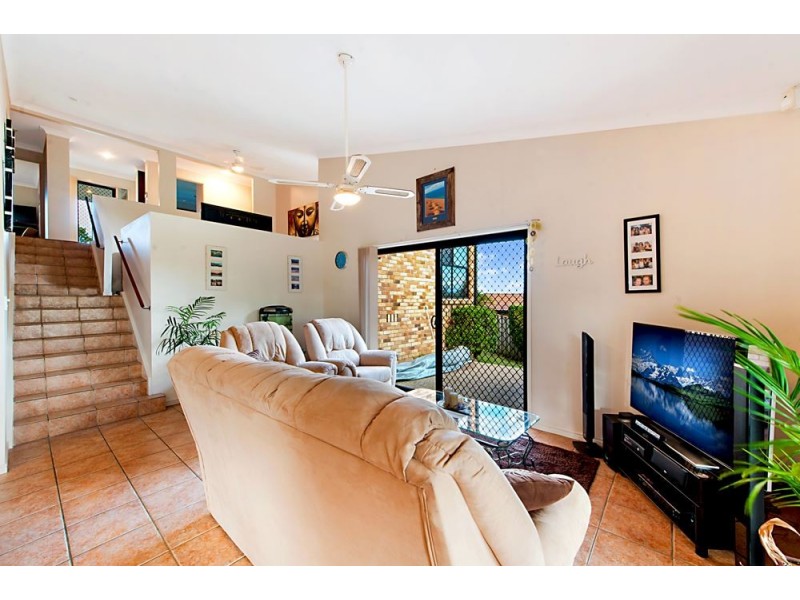 28 Midway Terrace, Pacific Pines QLD 4211