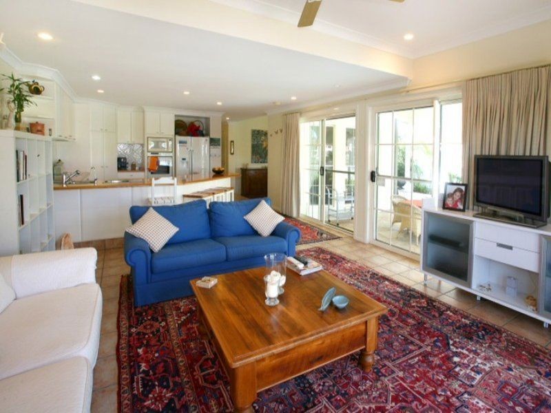 58 Bollard Circuit, Clear Island Waters QLD 4226