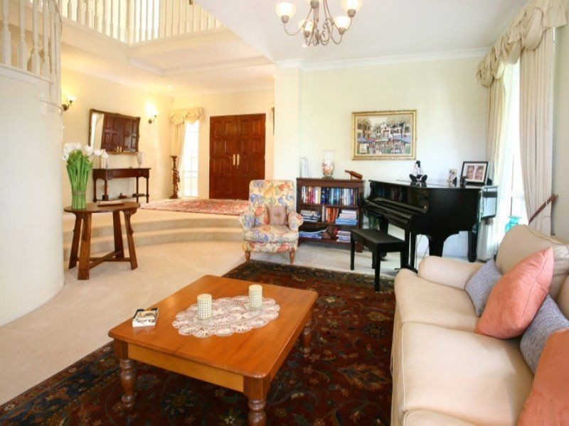 58 Bollard Circuit, Clear Island Waters QLD 4226