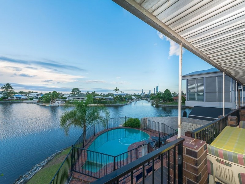 13 Coral Gables Key, Broadbeach Waters QLD 4218