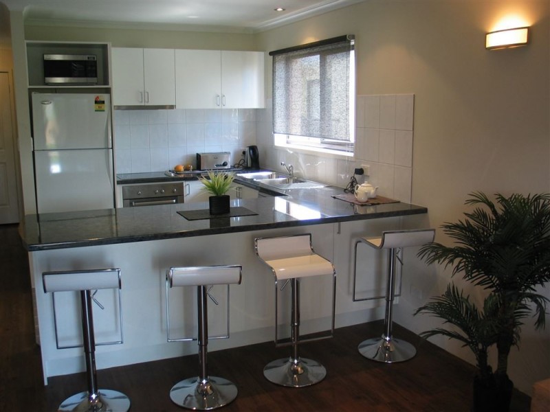 6/17 Brittania Avenue, Broadbeach QLD 4218