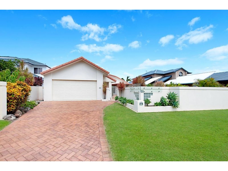 50 Pebble Beach Drive, Runaway Bay QLD 4216