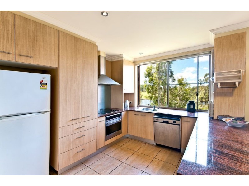 21/4 University Drive, Robina QLD 4226