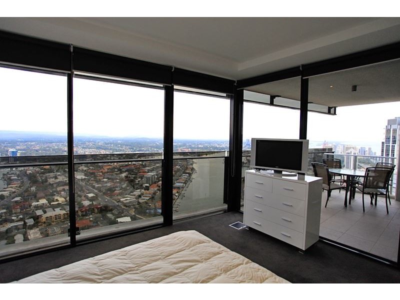 9 ‘Circle on Cavill’ Ferny Avenue, Surfers Paradise QLD 4217