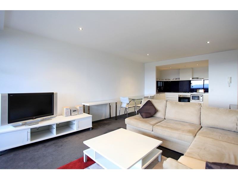 9 ‘Circle on Cavill’ Ferny Avenue, Surfers Paradise QLD 4217