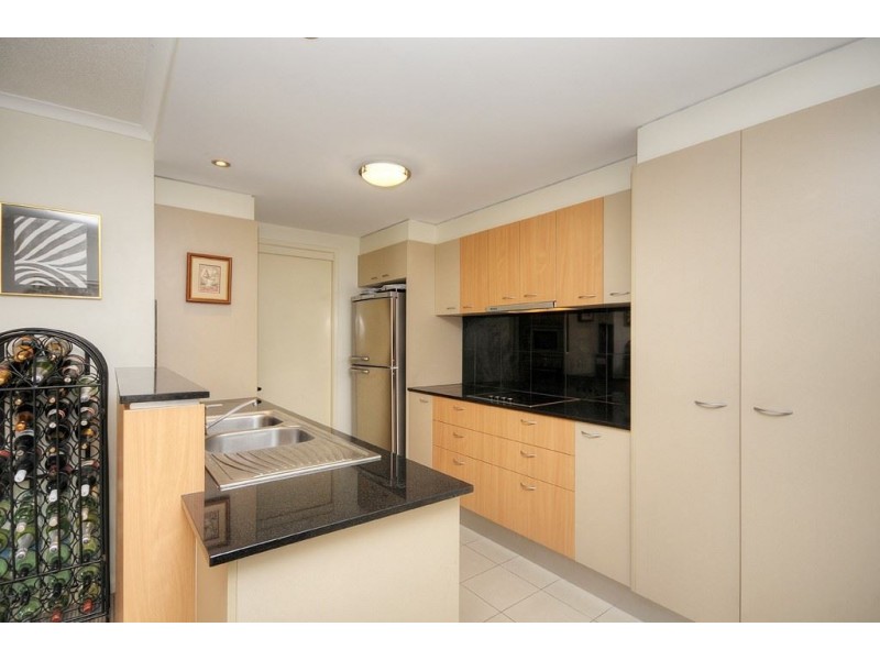 21 Cypress Avenue, Surfers Paradise QLD 4217