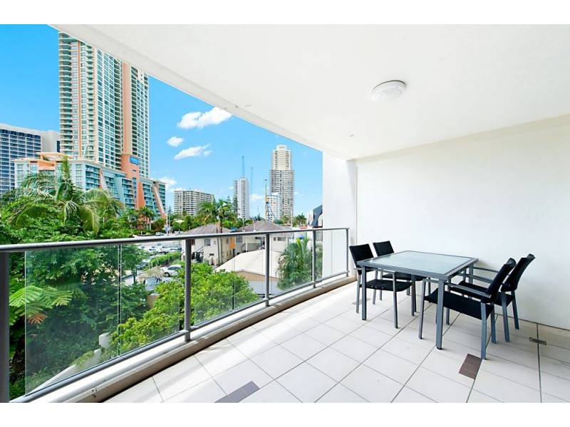 21 Cypress Avenue, Surfers Paradise QLD 4217