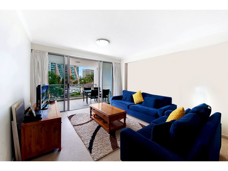 21 Cypress Avenue, Surfers Paradise QLD 4217