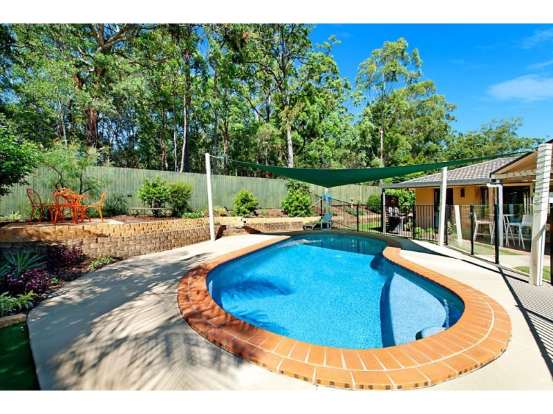 89 Arun Drive, Arundel QLD 4214