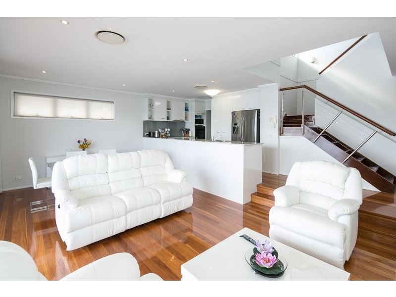 26/181 Lae Drive, Coombabah QLD 4216