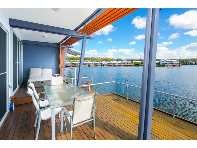 26/181 Lae Drive, Coombabah QLD 4216