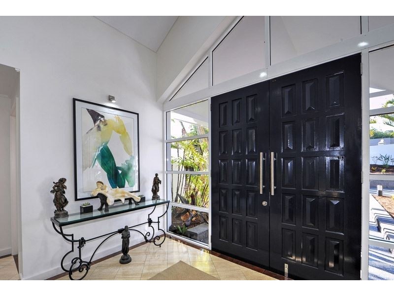 7002 Riverview Crescent, Sanctuary Cove QLD 4212