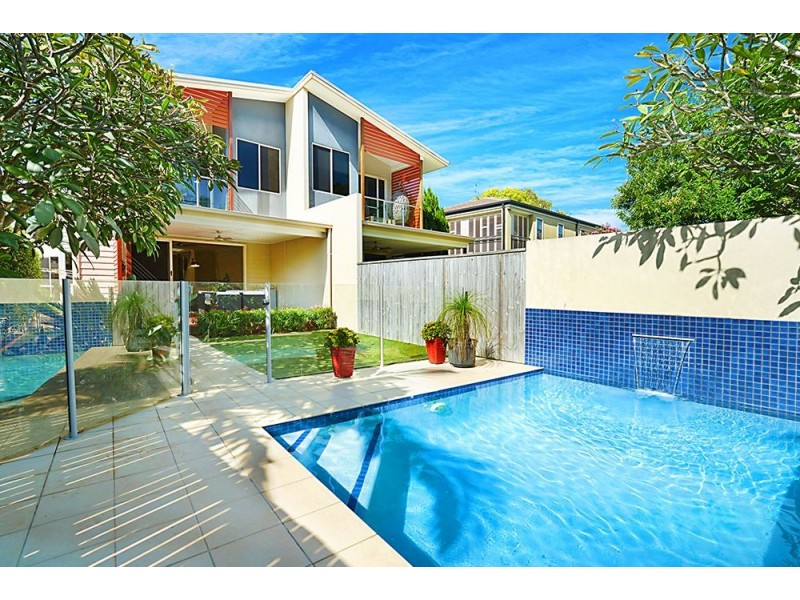 2/15 Holly Avenue, Hollywell QLD 4216