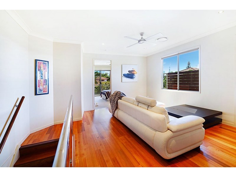 2/15 Holly Avenue, Hollywell QLD 4216