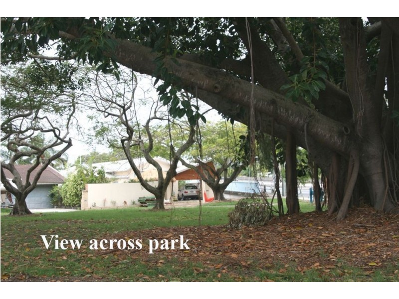 3 La Spezia Court, Surfers Paradise QLD 4217