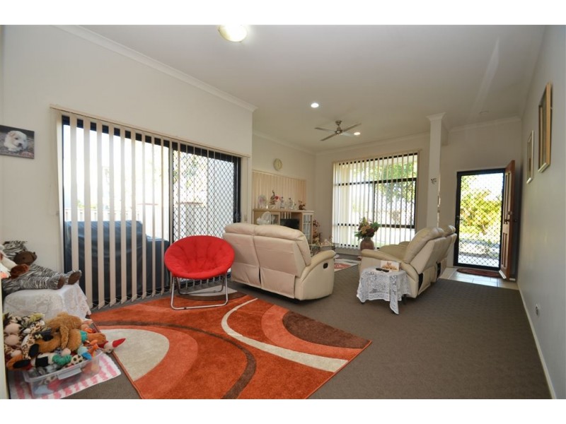 2 Ferndahl Drive, Varsity Lakes QLD 4227