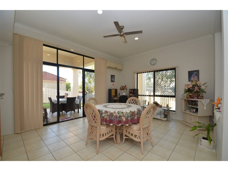 2 Ferndahl Drive, Varsity Lakes QLD 4227