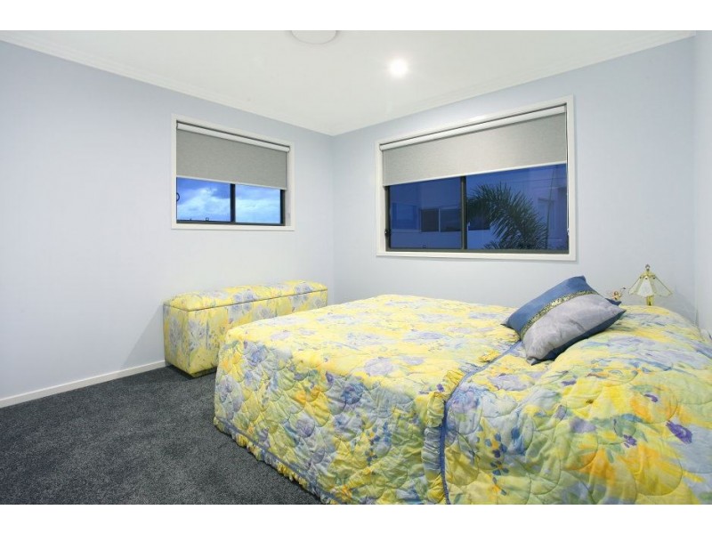 7698 Fairway Boulevard, Hope Island QLD 4212