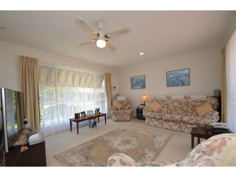 12 Swinburne Street, Varsity Lakes QLD 4227