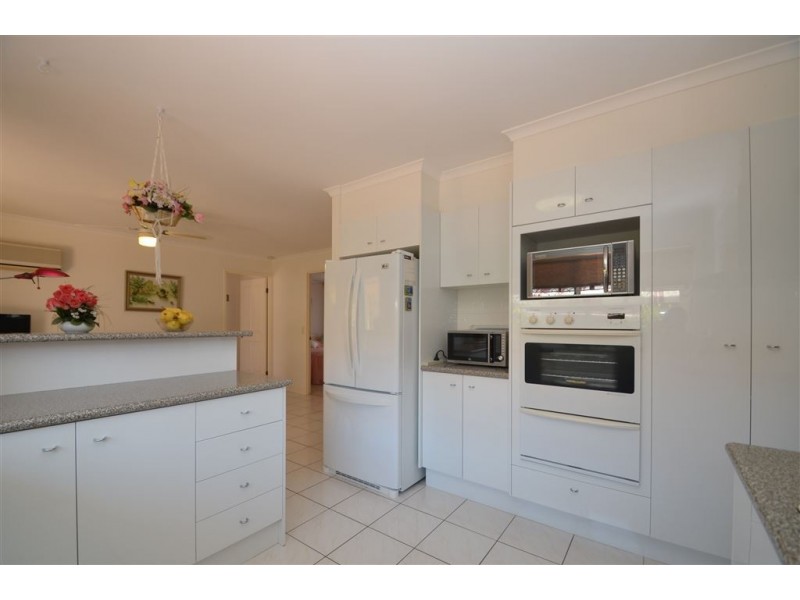 12 Swinburne Street, Varsity Lakes QLD 4227