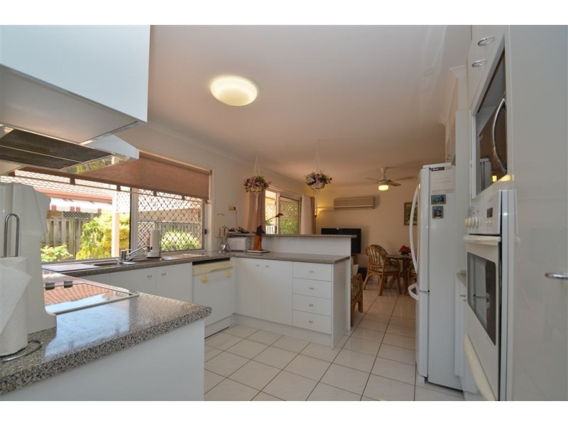 12 Swinburne Street, Varsity Lakes QLD 4227