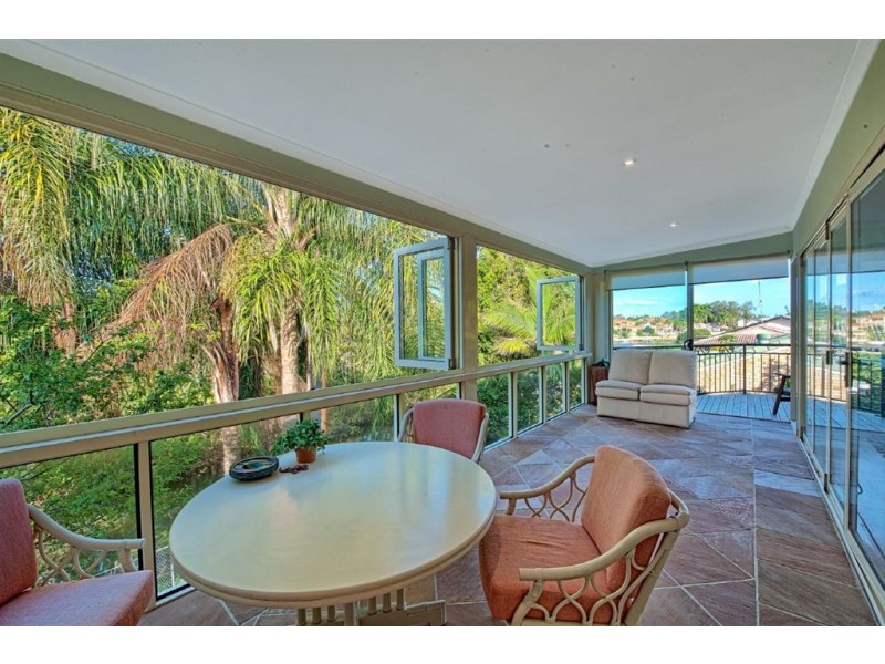 64 River Crescent, Broadbeach Waters QLD 4218