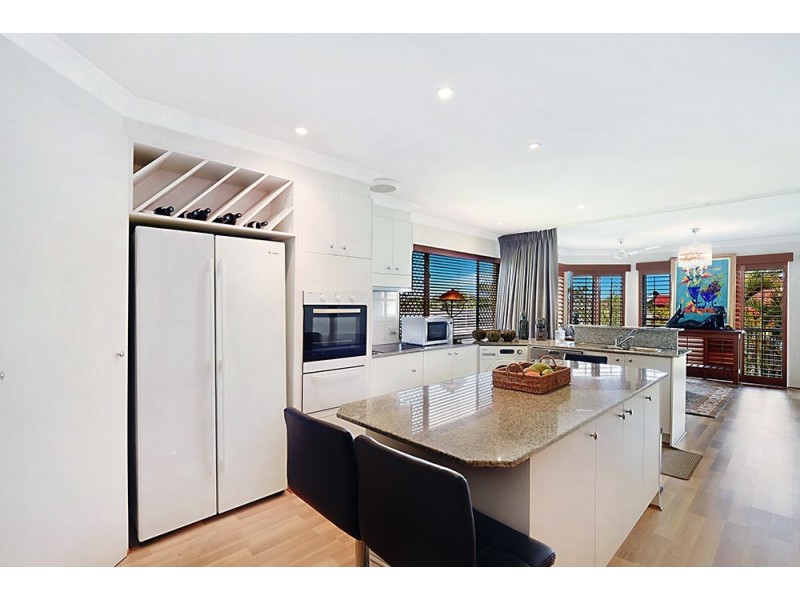 174 Ashmore Road, Benowa QLD 4217