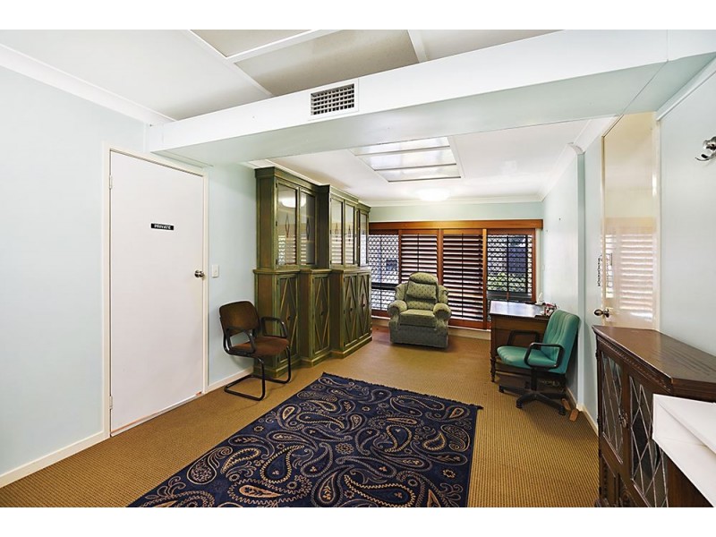 174 Ashmore Road, Benowa QLD 4217