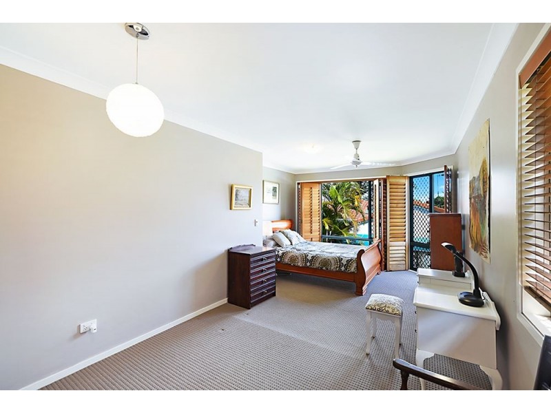 174 Ashmore Road, Benowa QLD 4217