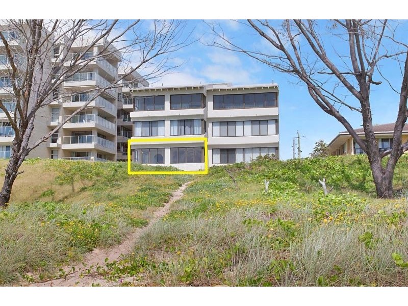 1/377 Golden Four Drive, Tugun QLD 4224