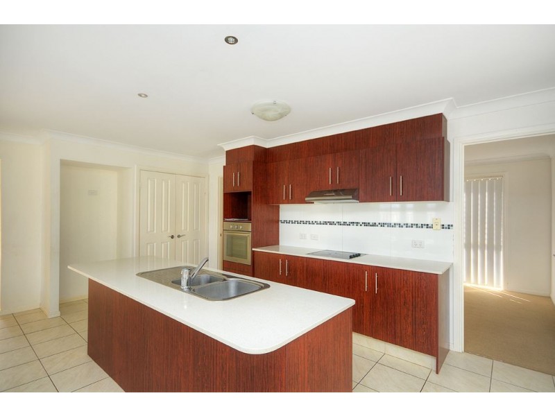 14 Frog Rock Crescent, Reedy Creek QLD 4227