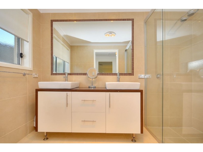 11 Elgin Crescent, Bundall QLD 4217