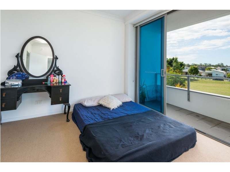 101/11 Compass Drive, Biggera Waters QLD 4216