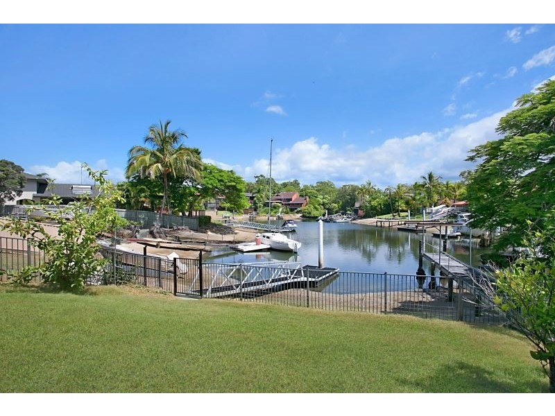 6 Biggs Place, Southport QLD 4215