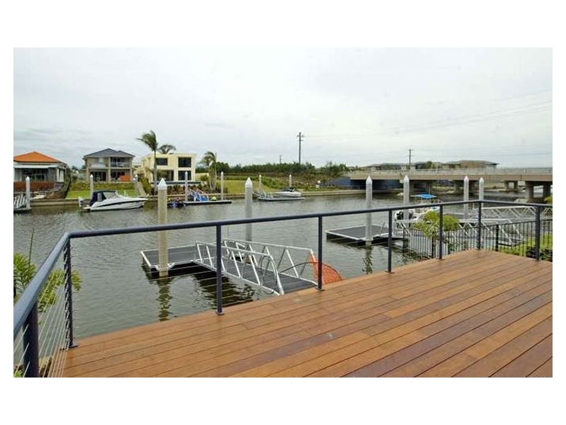 7403 Ellensbrook Drive, Hope Island QLD 4212