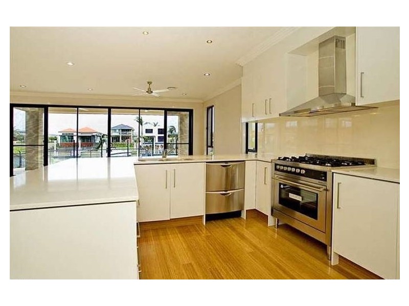 7403 Ellensbrook Drive, Hope Island QLD 4212